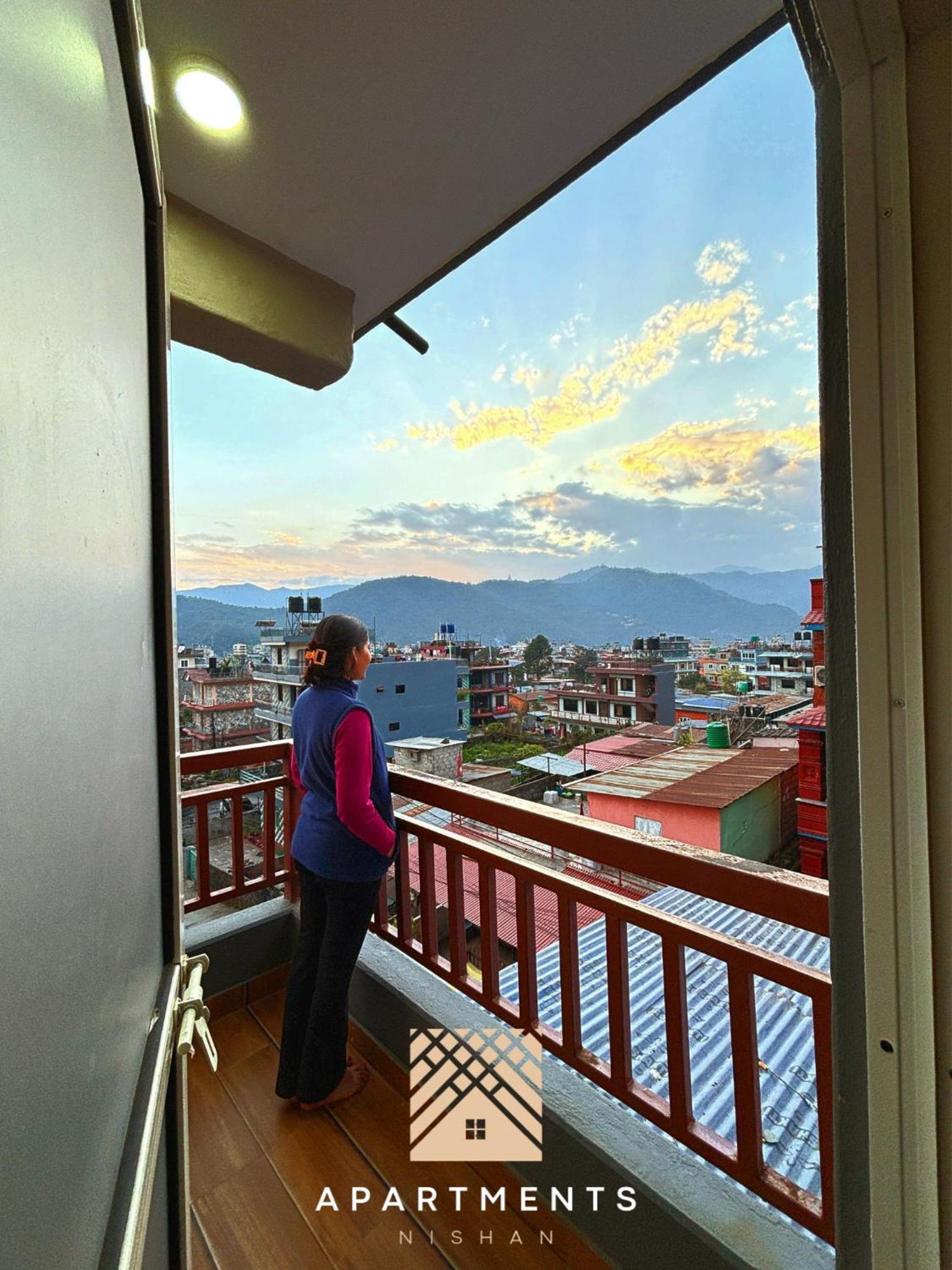 Nishan Apartments -Lakeside Pokhara Ngoại thất bức ảnh