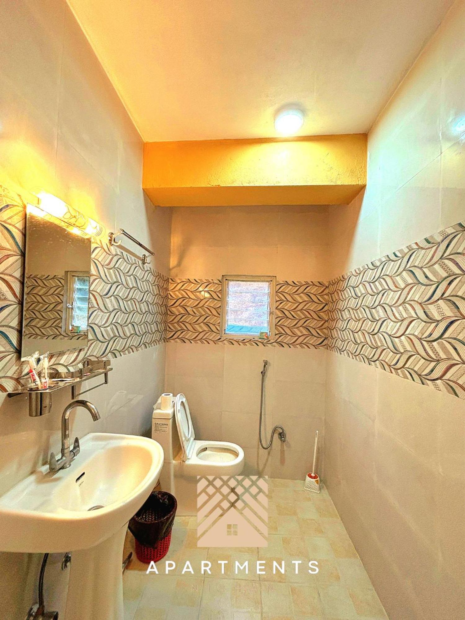 Nishan Apartments -Lakeside Pokhara Ngoại thất bức ảnh